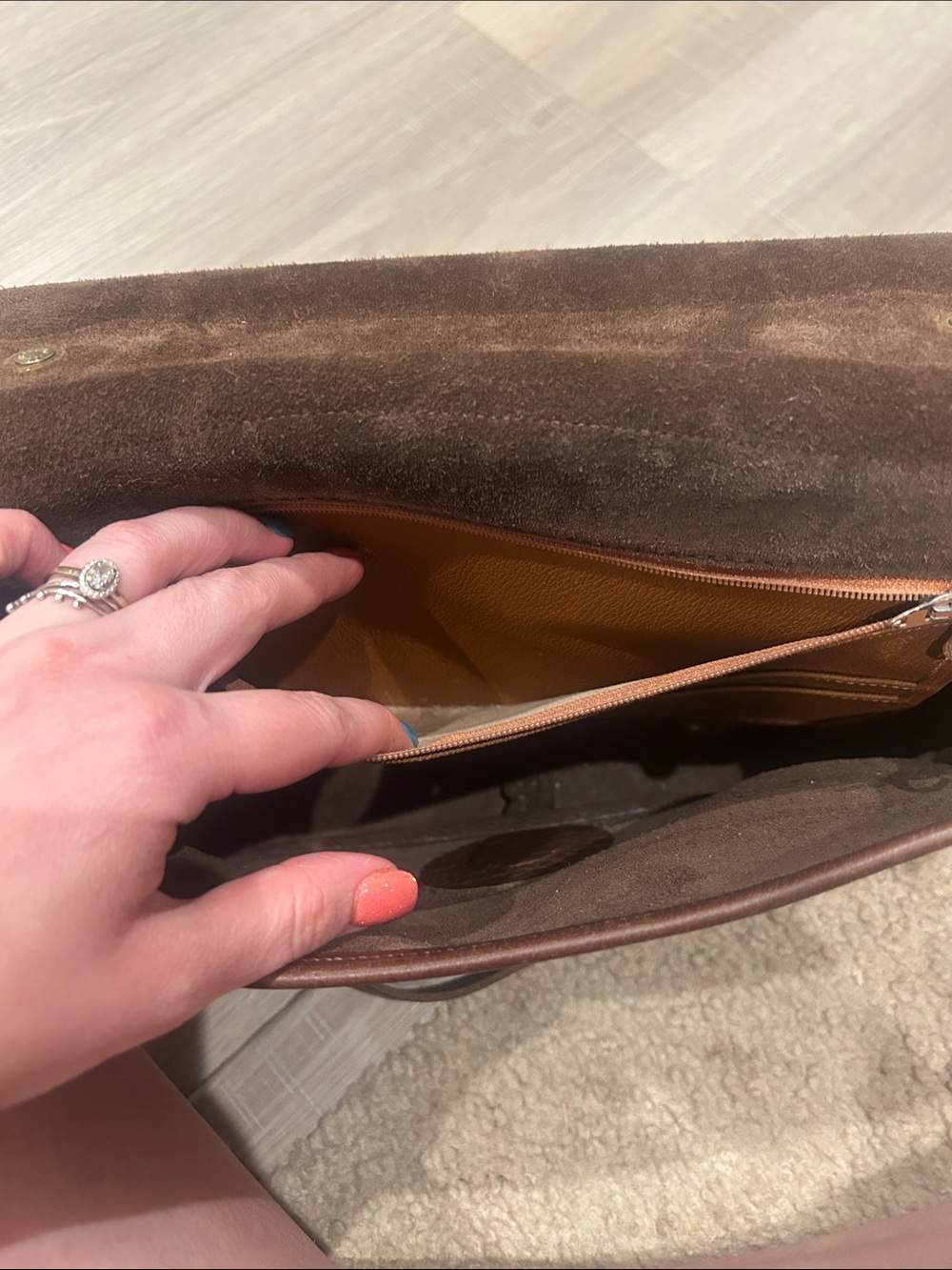 Vintage Dark Brown Leather Dooney & Bourke Crossbody Satchel - Picture 13 of 15